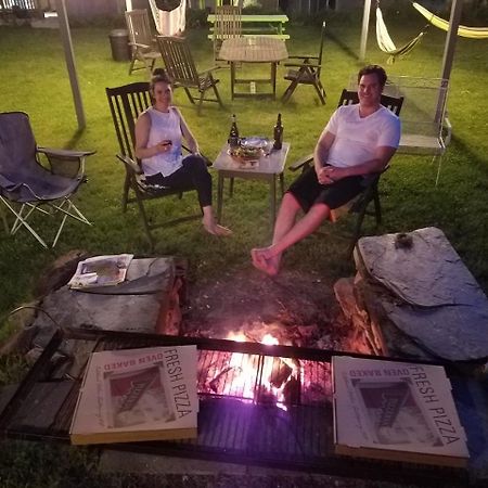 Inn At Charlotte B&B 伯灵顿 外观 照片