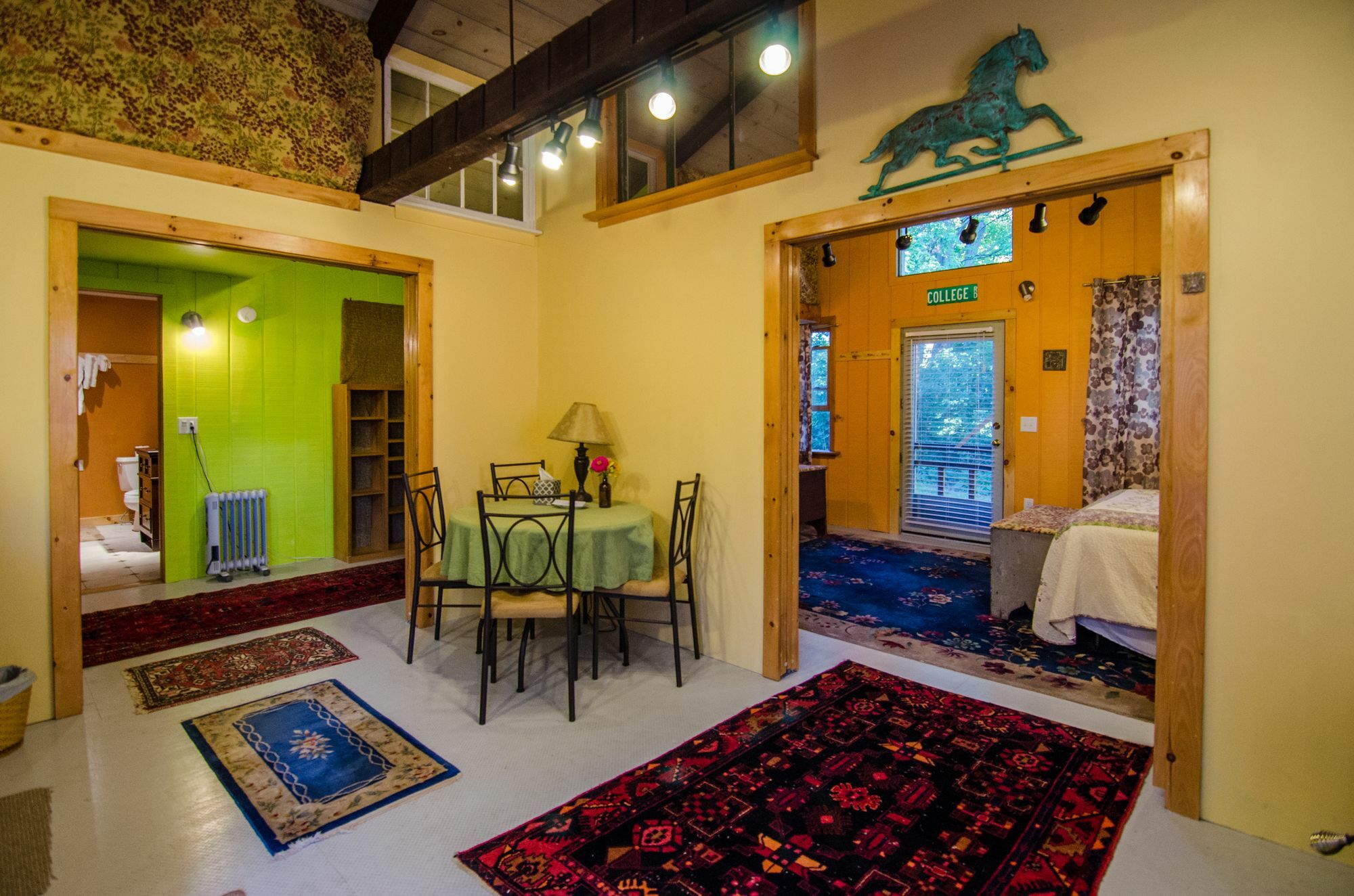 Inn At Charlotte B&B 伯灵顿 外观 照片