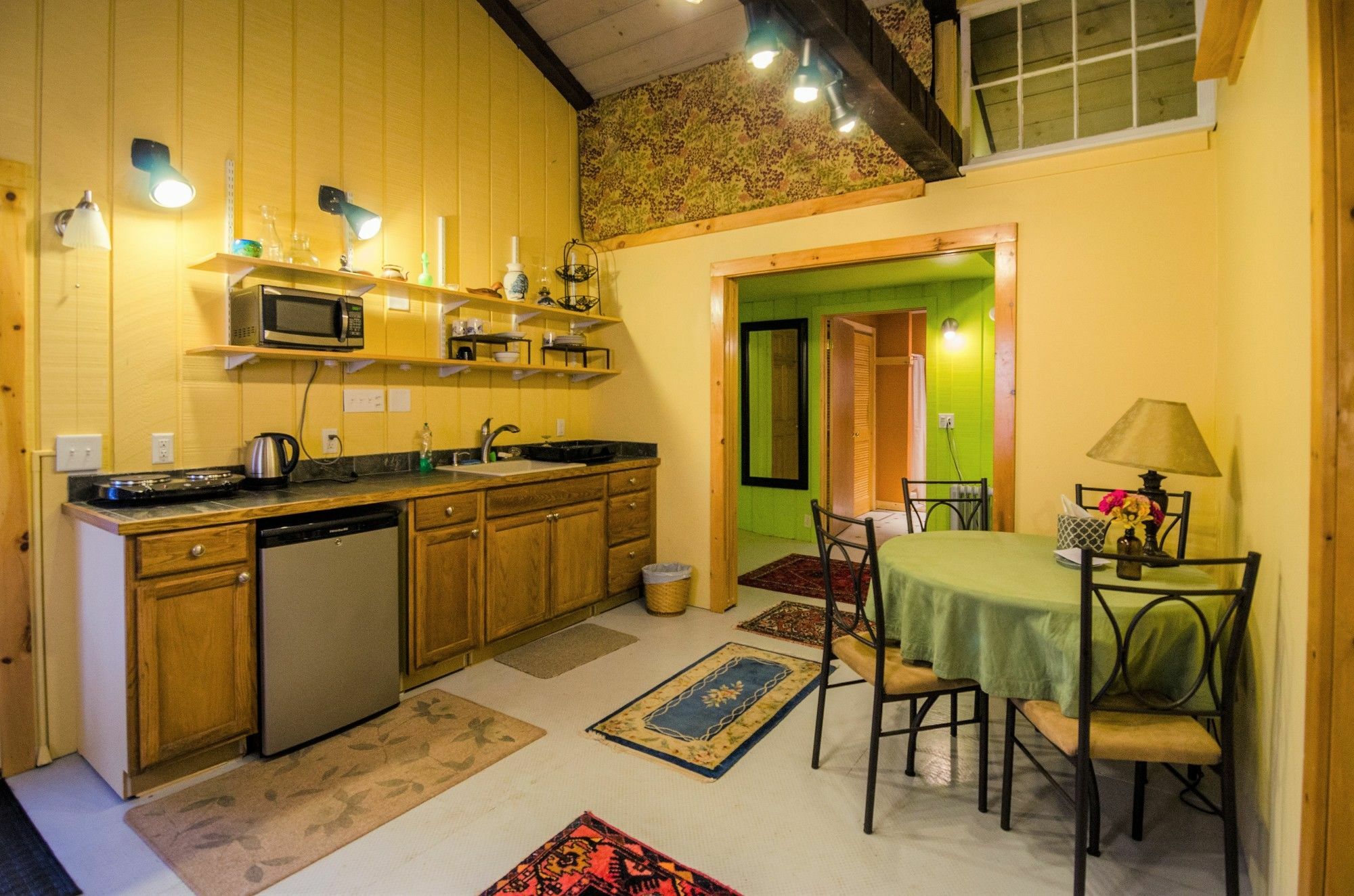 Inn At Charlotte B&B 伯灵顿 外观 照片